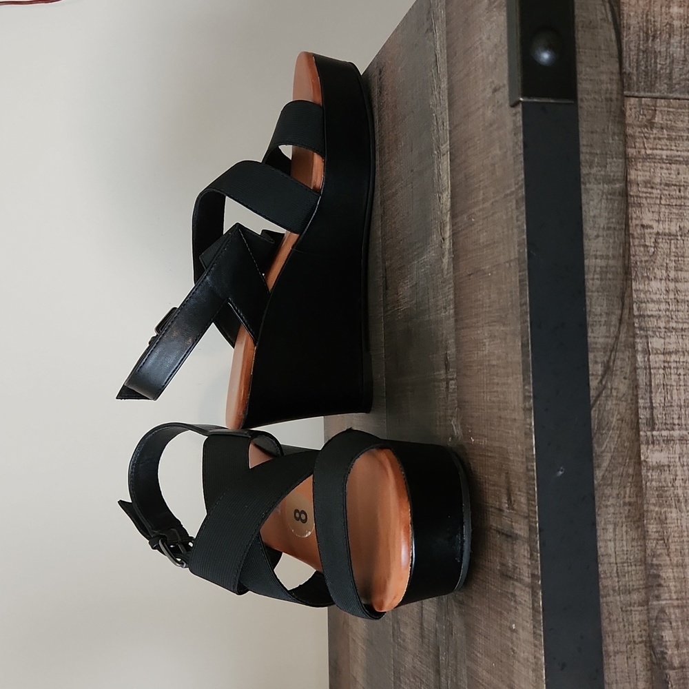Womens shoes